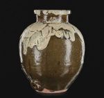 Storage jar (tsubo), stoneware with a brown ame glaze and white namako overglaze, Tsutsumi kiln, 19th century. © National Museums Scotland.