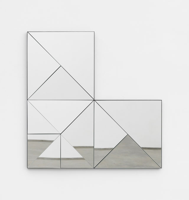 Claudia Wieser. Untitled, 2017. Mirror-polished stainless steel on MDF, 39 7/8 x 39 7/8 x 1 1/8 in (101.3 x 101.3 x 2.9 cm). Courtesy of the artist and Marianne Boesky Gallery, New York and Aspen. © Claudia Wieser. Photograph: Hans Georg Gaul.